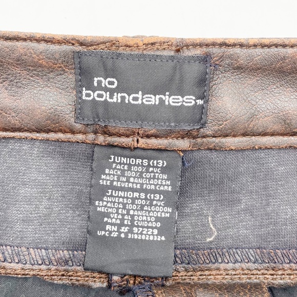 Vintage 90s Y2K No Boundaries PVC Faux Leather Stitch Detail Brown Mini Skirt - Picture 5 of 9